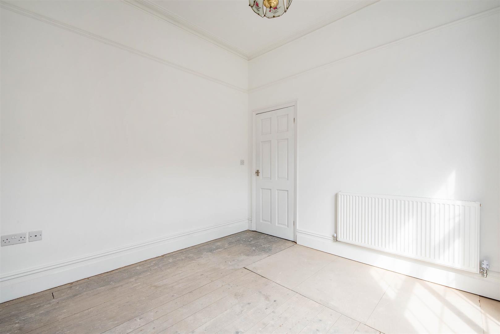 3 bed property in Shelley Road, Preston